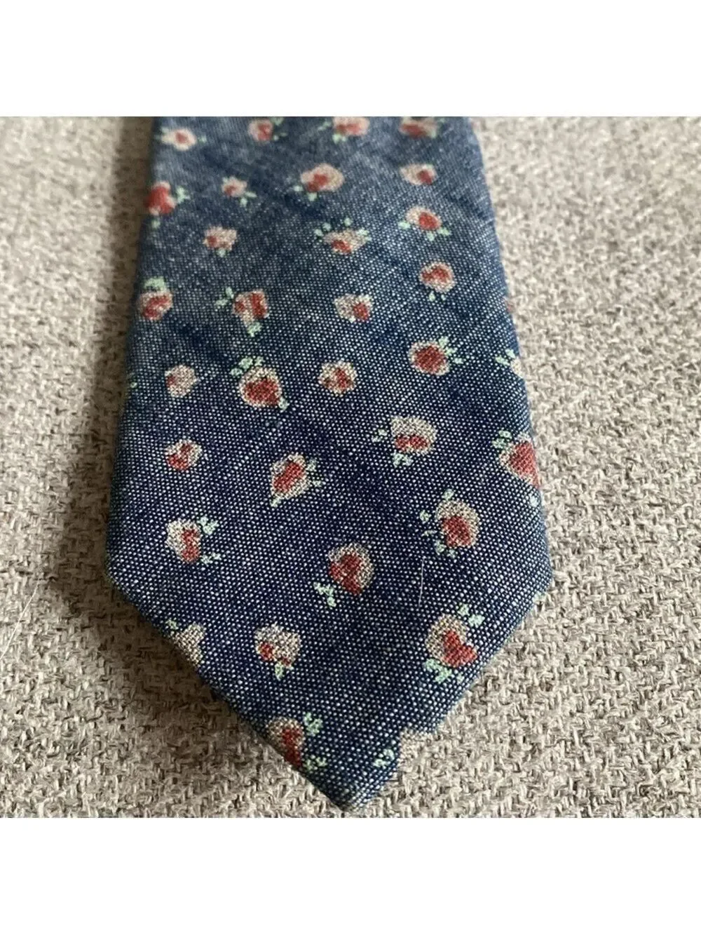 J.Crew Classic 100% Cotton Slim Navy Textured Tie – Floral Pattern